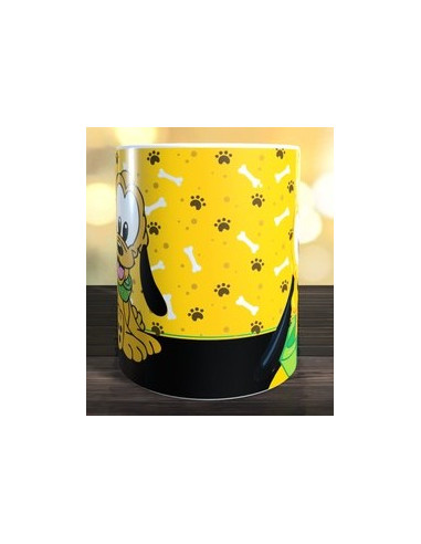 Taza Pluto
