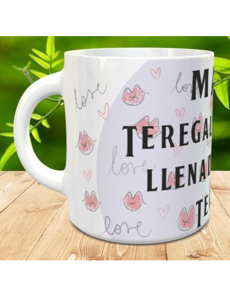 Taza mama te regalo esta taza llena de besos
