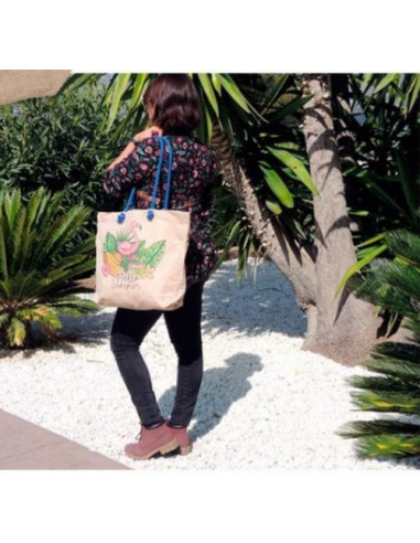 Bolsa de tela beige con asas de cuerda